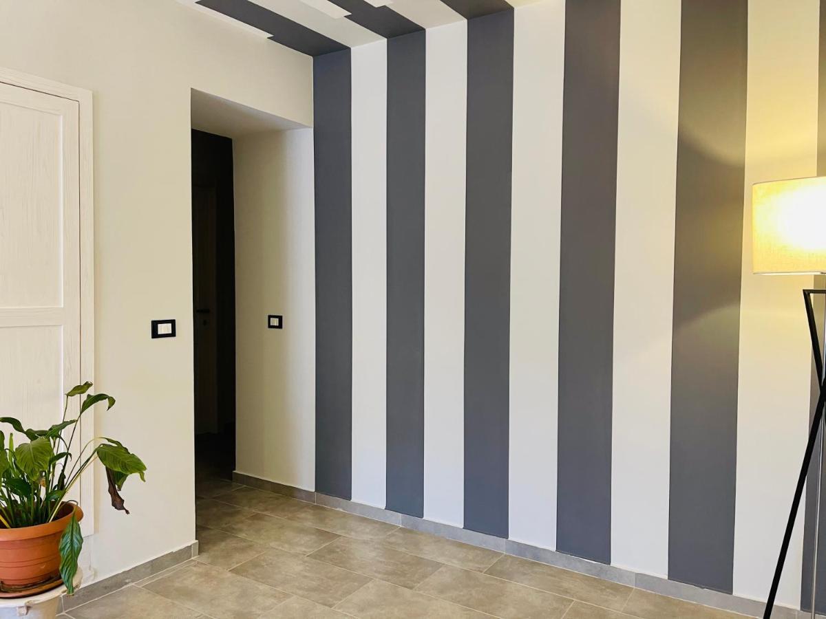 B&B Antichi Cortili 테르미니이메레세 외부 사진