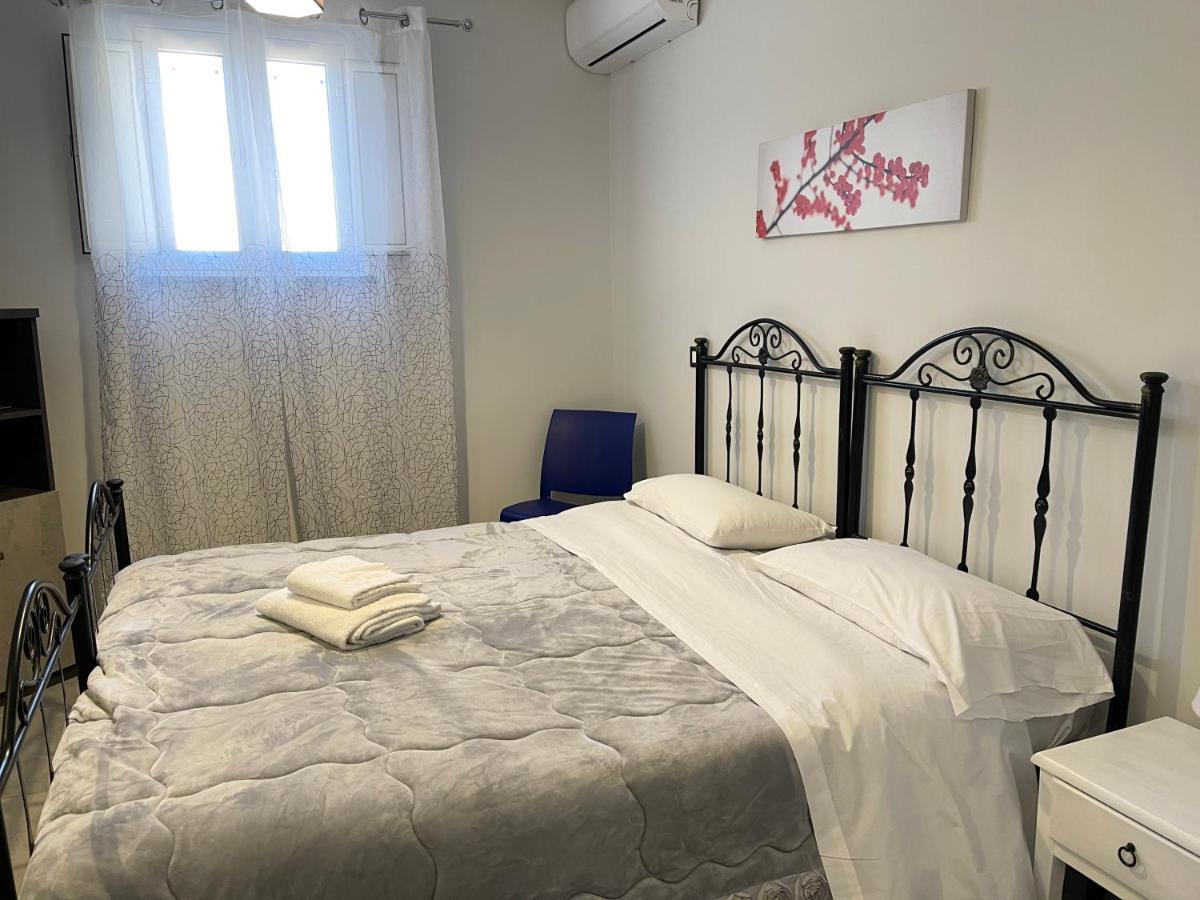 B&B Antichi Cortili 테르미니이메레세 외부 사진